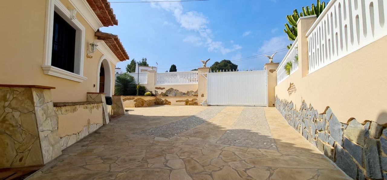 Villa Las Adelfas Calpe Esterno foto